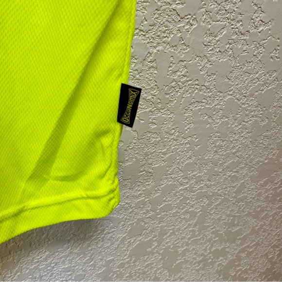 FedEx Occunomix Hi-Viz Workwear Shirt size XL Type R Class 2 LUX-SSETP2B S/S Tee - Picture 2 of 9